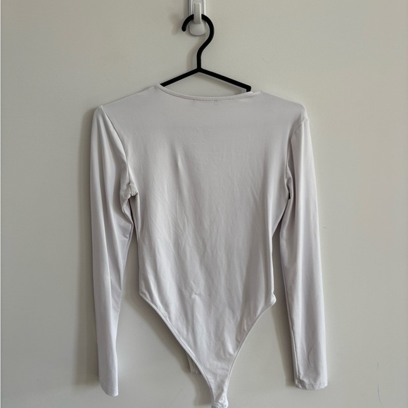 Zara Classic White Bodysuit - Picture 2 of 4